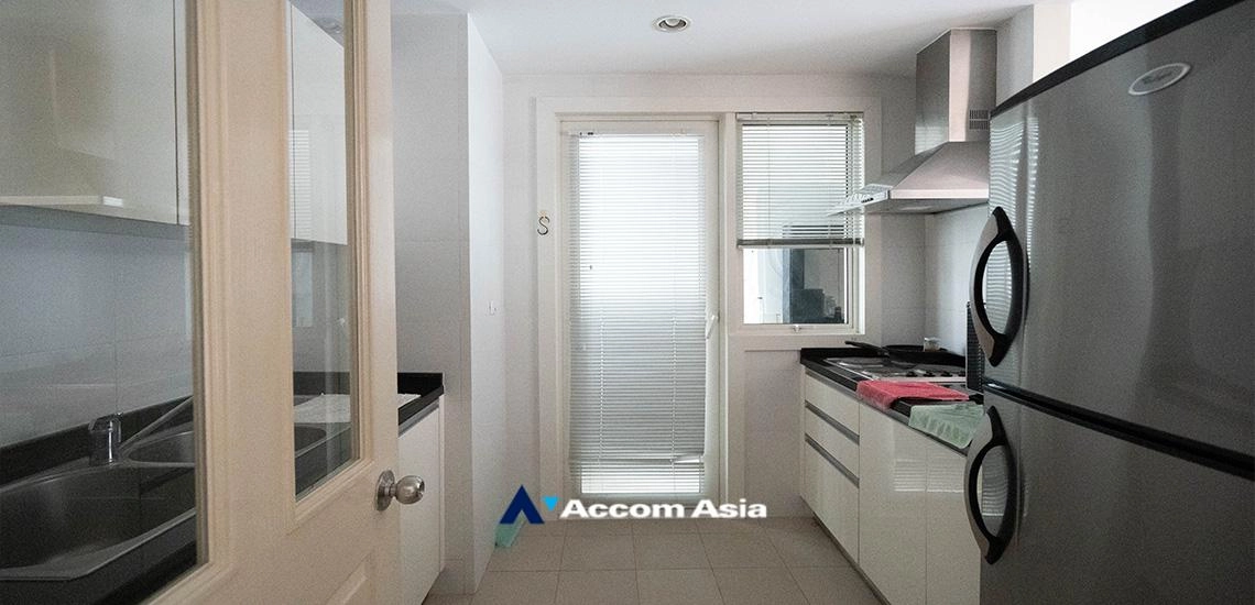 unit 2 Bedrooms  Condominium For Rent in Sukhumvit, Bangkok  (1520754)