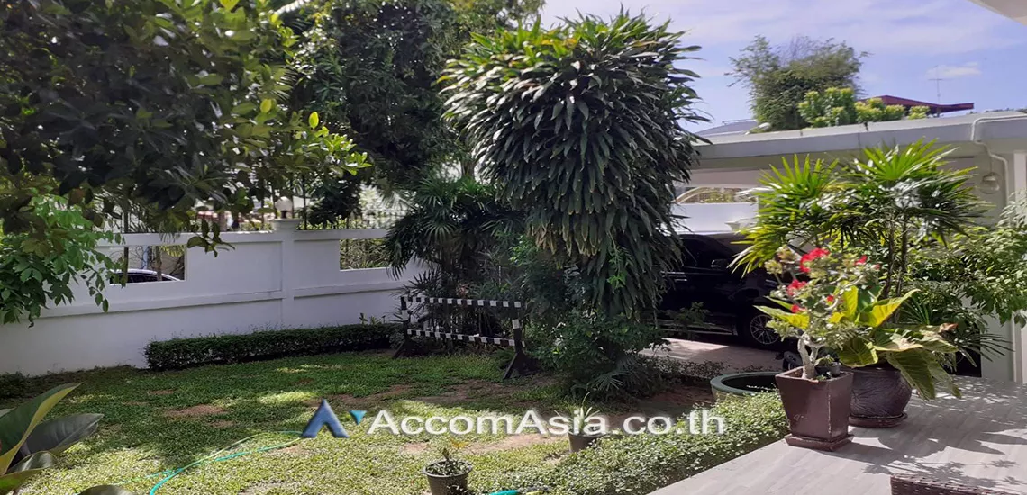 unitGarden, Big Balcony |  4 Bedrooms  House For Rent in Sukhumvit, Bangkok  near BTS Phra khanong (2320757)