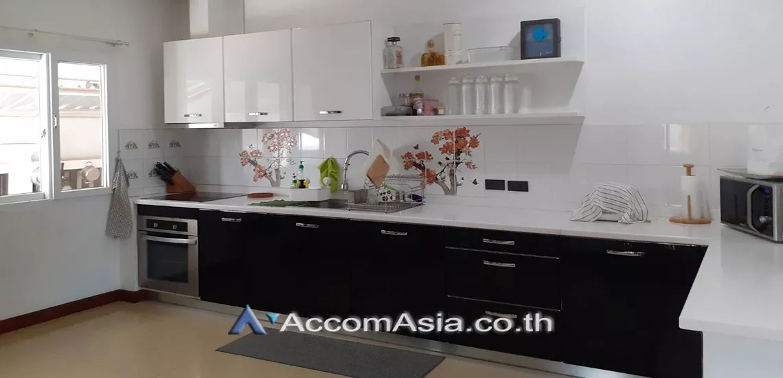 10  4 br House For Rent in Sukhumvit ,Bangkok BTS Phra khanong 2320757