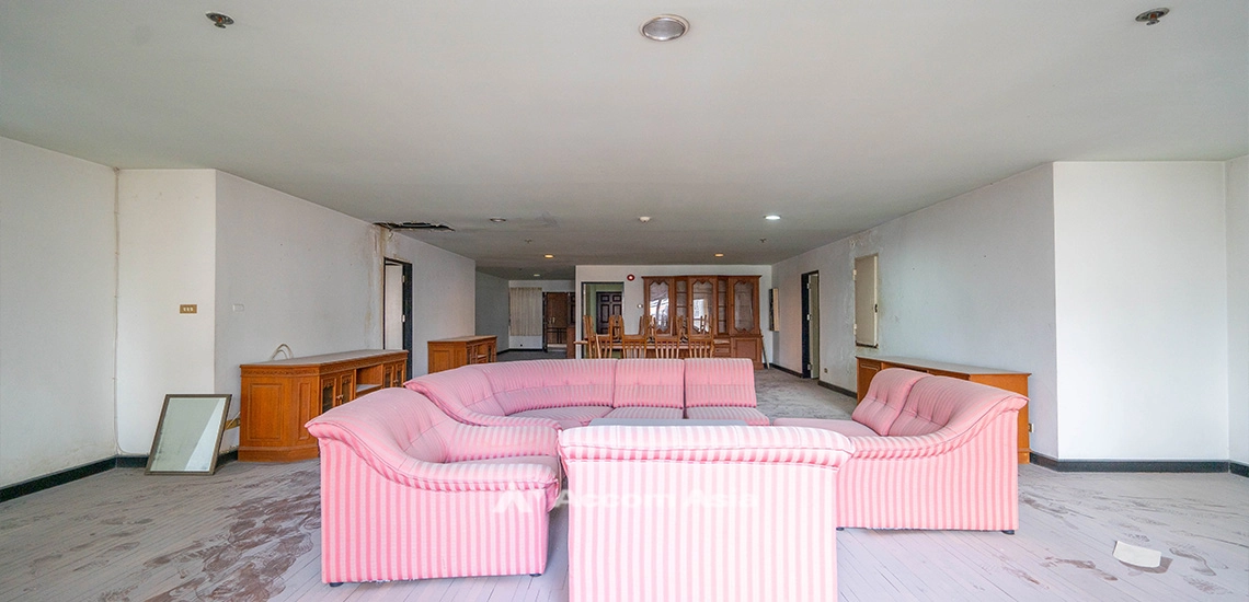  1  4 br Condominium for rent and sale in Sukhumvit ,Bangkok BTS Nana at Crystal Garden 1520765