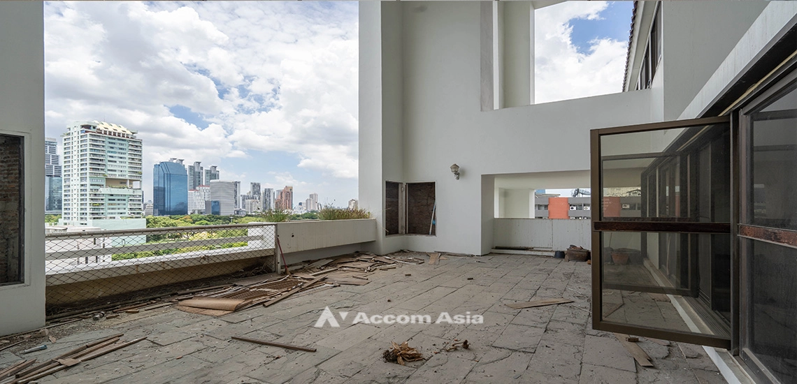  1  4 br Condominium for rent and sale in Sukhumvit ,Bangkok BTS Nana at Crystal Garden 1520765