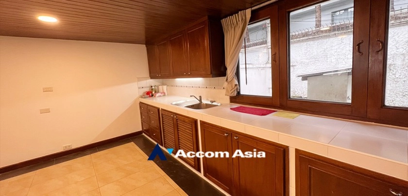 8  3 br House for rent and sale in Sukhumvit ,Bangkok BTS Ekkamai 60045