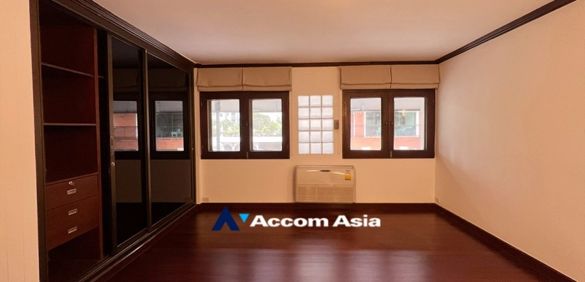 17  3 br House for rent and sale in Sukhumvit ,Bangkok BTS Ekkamai 60045