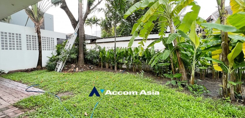 32  3 br House for rent and sale in Sukhumvit ,Bangkok BTS Ekkamai 60045