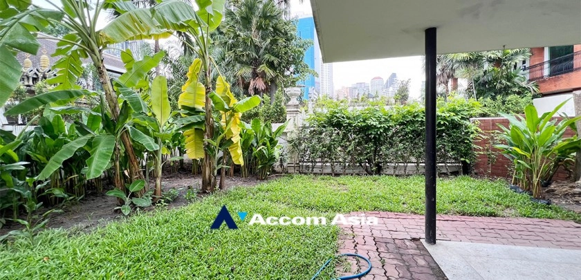 33  3 br House for rent and sale in Sukhumvit ,Bangkok BTS Ekkamai 60045