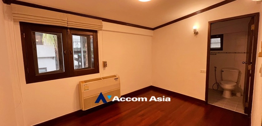 20  3 br House for rent and sale in Sukhumvit ,Bangkok BTS Ekkamai 60045