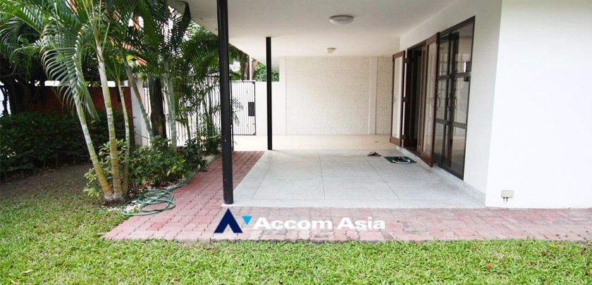 36  3 br House for rent and sale in Sukhumvit ,Bangkok BTS Ekkamai 60045