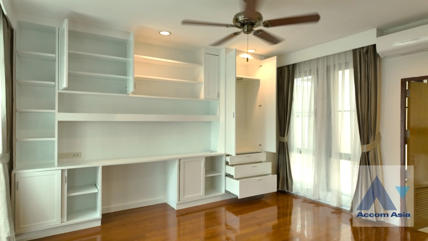 13  4 br House For Rent in Sukhumvit ,Bangkok BTS Phrom Phong 1920772