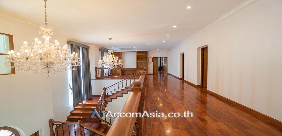 14  5 br House For Rent in Bangna ,Bangkok BTS Bearing at House in compound 2420801