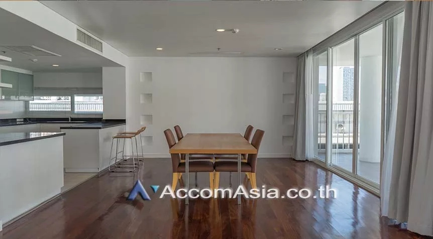 5  3 br Apartment For Rent in Sukhumvit ,Bangkok BTS Ekkamai at Ekkamai Family Apartment 1420809