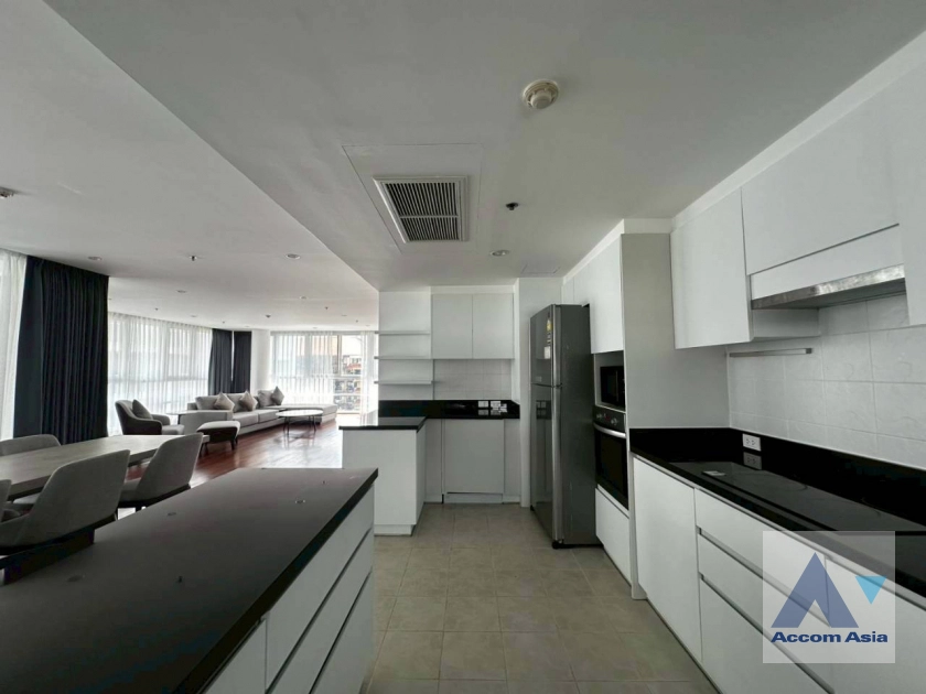8  3 br Apartment for rent and sale in Sukhumvit ,Bangkok BTS Ekkamai at Ekkamai Family Apartment 1420809