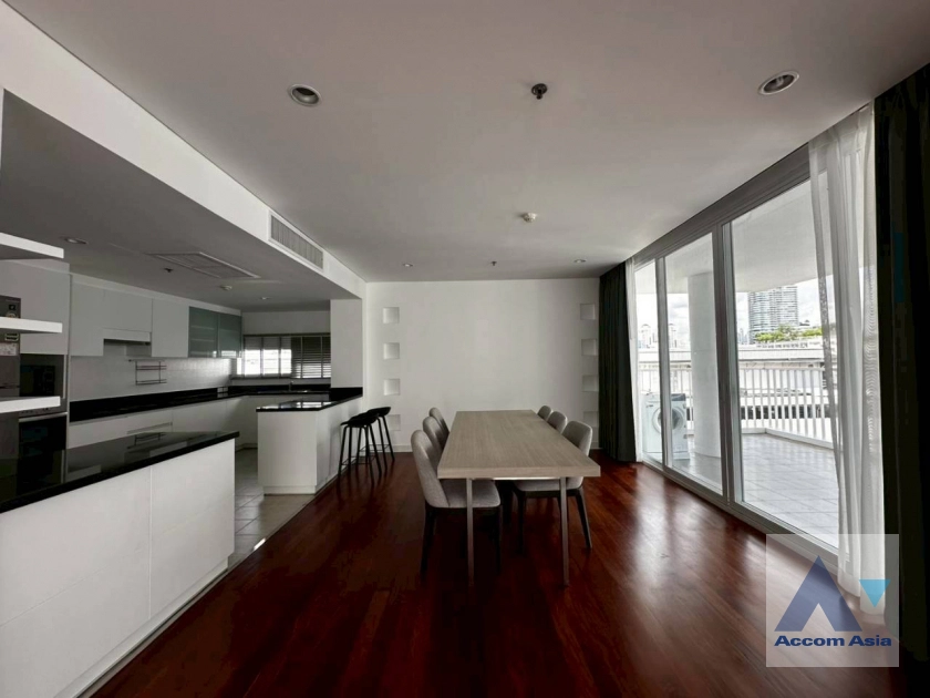 7  3 br Apartment for rent and sale in Sukhumvit ,Bangkok BTS Ekkamai at Ekkamai Family Apartment 1420809