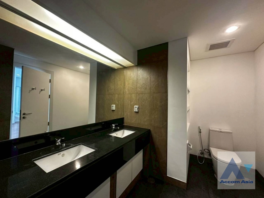 18  3 br Apartment for rent and sale in Sukhumvit ,Bangkok BTS Ekkamai at Ekkamai Family Apartment 1420809