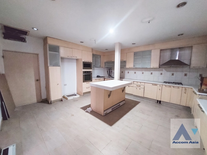 14  4 br House For Rent in Sukhumvit ,Bangkok BTS Ekkamai 90343