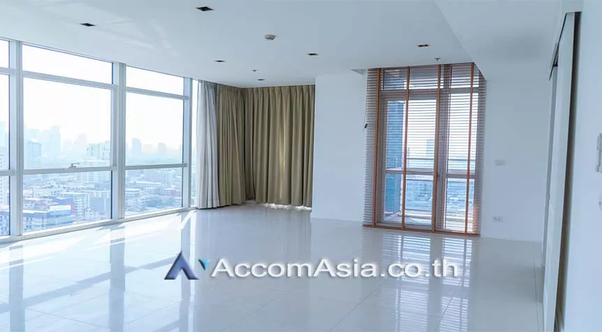 unit 3 Bedrooms  Condominium For Rent & Sale in Ploenchit, Bangkok  near BTS Ploenchit (1520841)