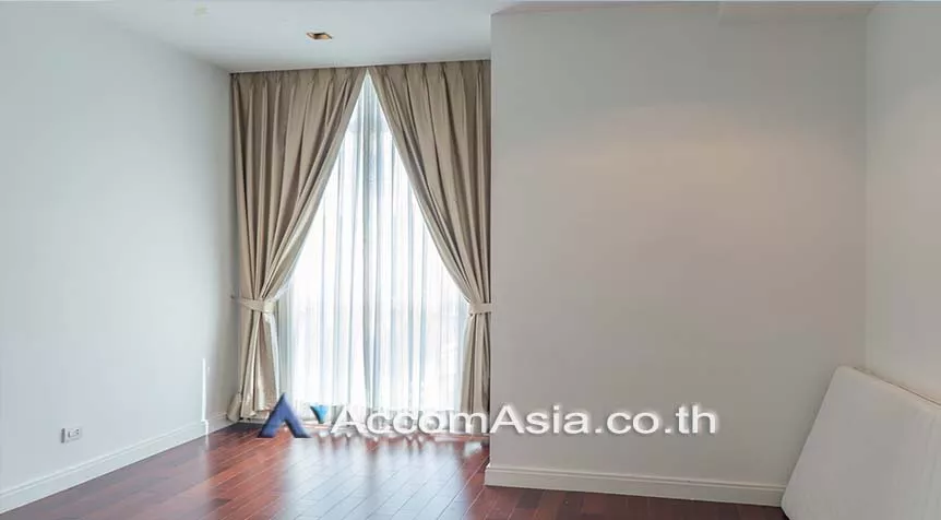 9  3 br Condominium For Rent in Ploenchit ,Bangkok BTS Ploenchit at Athenee Residence 1520841
