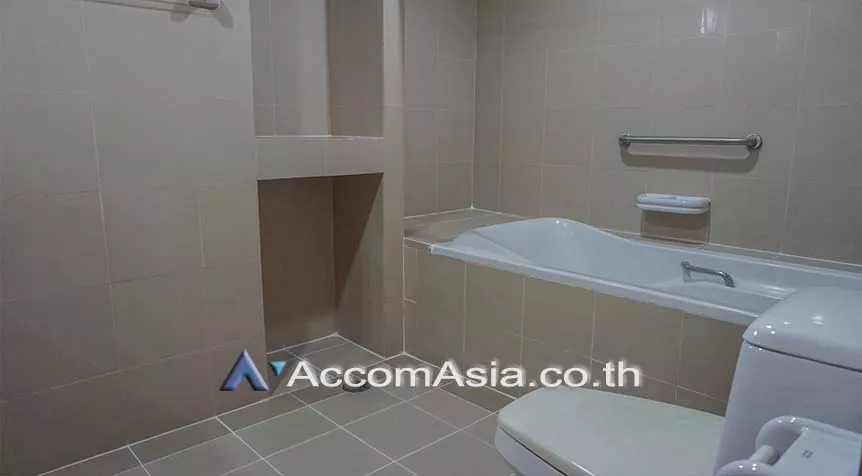 8  4 br Apartment For Rent in Sukhumvit ,Bangkok BTS Asok - MRT Sukhumvit at A Classic Style 1420844