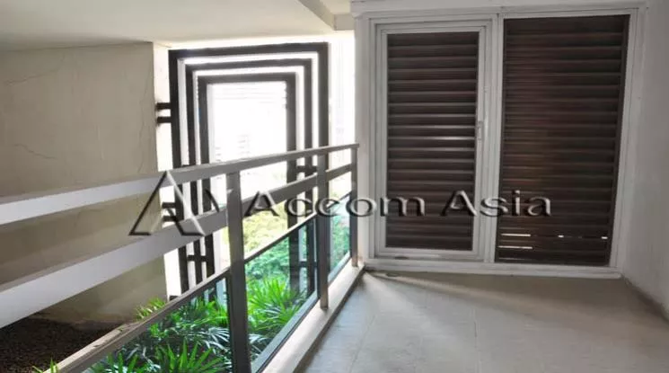 4  3 br Condominium For Rent in Ploenchit ,Bangkok BTS Ploenchit at Athenee Residence 1520852