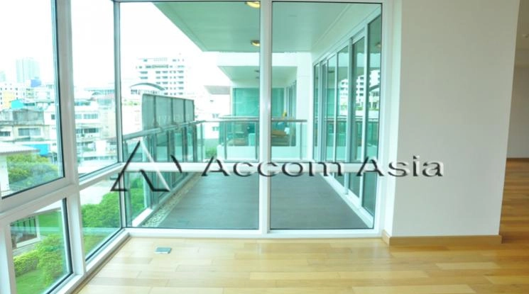 Big Balcony, Pet friendly |  4 Bedrooms  Condominium For Rent in Sukhumvit, Bangkok  near BTS Phrom Phong (1520909)