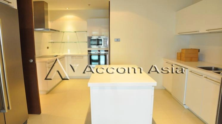 unitBig Balcony, Pet friendly |  4 Bedrooms  Condominium For Rent in Sukhumvit, Bangkok  near BTS Phrom Phong (1520909)