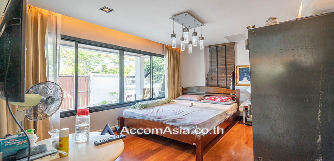 14  4 br House for rent and sale in Sukhumvit ,Bangkok BTS Phra khanong at Moo Baan Pakamas 1720910