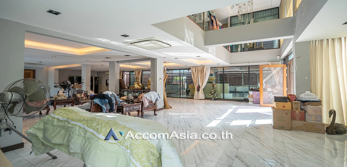 7  4 br House for rent and sale in Sukhumvit ,Bangkok BTS Phra khanong at Moo Baan Pakamas 1720910