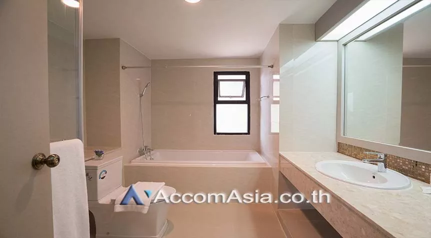 8  3 br Apartment For Rent in Sukhumvit ,Bangkok BTS Asok - MRT Sukhumvit at Comfortable for Living 10175