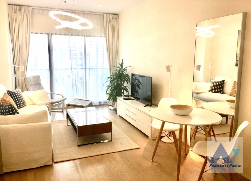 unit 2 Bedrooms  Condominium For Rent in Sukhumvit, Bangkok  near BTS Phrom Phong (1520947)