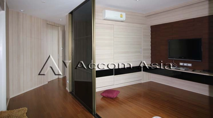 9  4 br Condominium For Sale in Charoen Nakhon ,Bangkok BTS Krung Thon Buri at WaterMark Chaophraya River 1520948