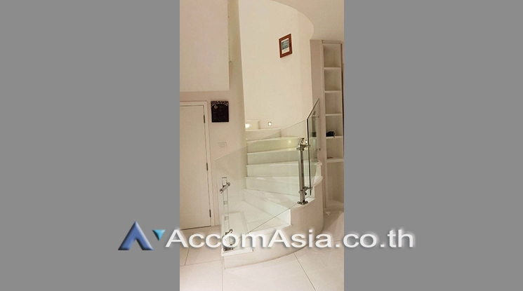 4  2 br Condominium For Sale in Sukhumvit ,Bangkok BTS Phrom Phong at The Emporio Place 1520952