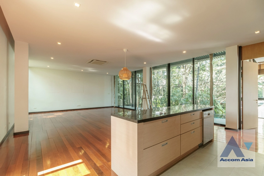  1  3 br House For Rent in Sukhumvit ,Bangkok BTS Ekkamai at Luxury House with private pool in Ekkamai 1920964