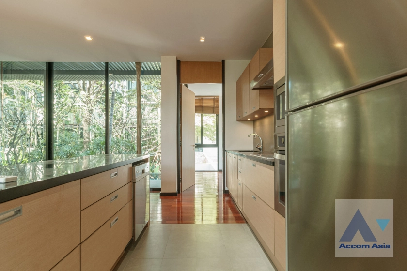 4  3 br House For Rent in Sukhumvit ,Bangkok BTS Ekkamai at Luxury House with private pool in Ekkamai 1920964