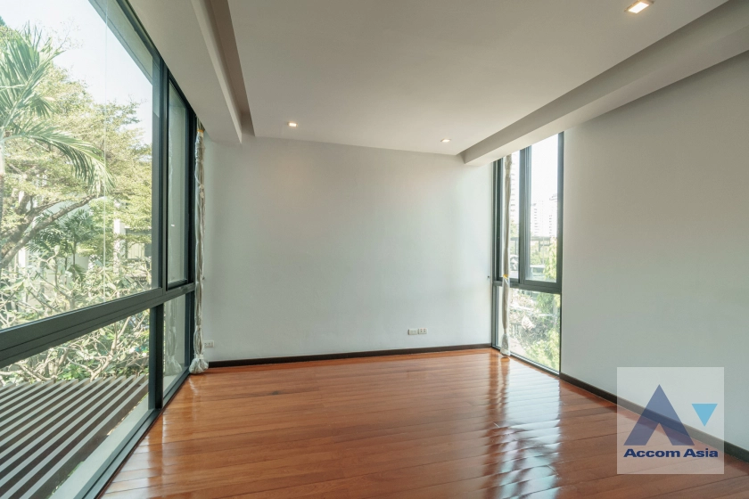 10  3 br House For Rent in Sukhumvit ,Bangkok BTS Ekkamai at Luxury House with private pool in Ekkamai 1920964