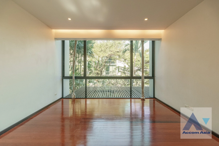 15  3 br House For Rent in Sukhumvit ,Bangkok BTS Ekkamai at Luxury House with private pool in Ekkamai 1920964