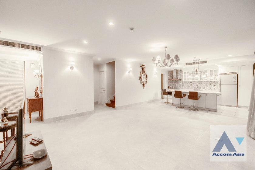 6  3 br Condominium For Sale in Sukhumvit ,Bangkok BTS Ekkamai at Issara at Sukhumvit 42 1521013