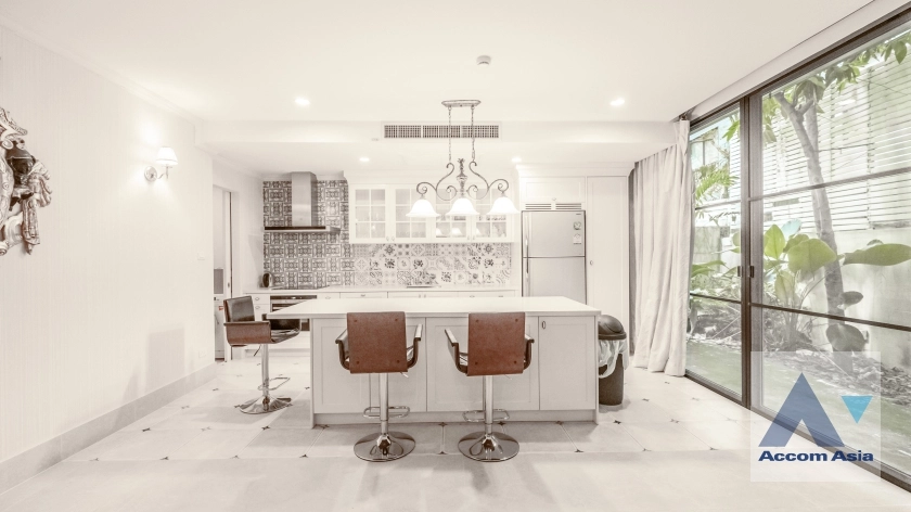  1  3 br Condominium For Sale in Sukhumvit ,Bangkok BTS Ekkamai at Issara at Sukhumvit 42 1521013