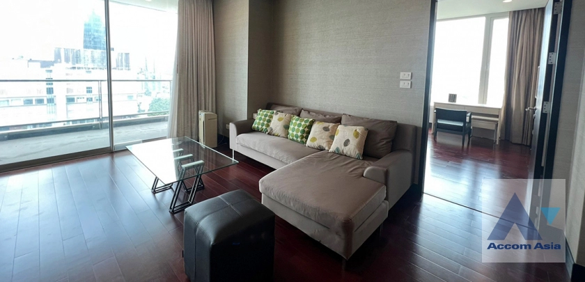 unit 2 Bedrooms  Condominium For Rent & Sale in Ploenchit, Bangkok  near BTS Chitlom (1521068)