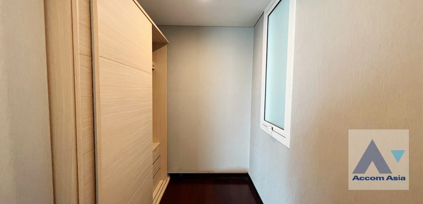 11  2 br Condominium for rent and sale in Ploenchit ,Bangkok BTS Chitlom at The Park Chidlom 1521068