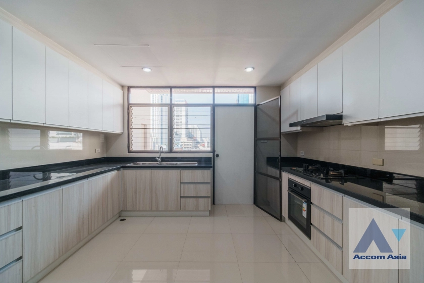 8  3 br Apartment for rent and sale in Sukhumvit ,Bangkok BTS Asok - MRT Sukhumvit at Spacious space with a cozy 1421074