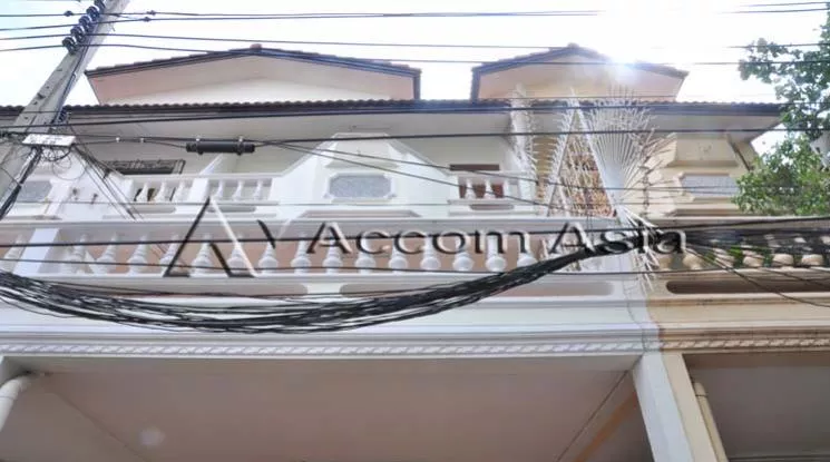 unit 4 Bedrooms  House For Rent in Sathorn, Bangkok  (2521129)