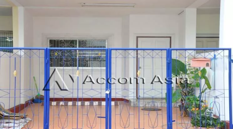  1  4 br Townhouse For Rent in Sathorn ,Bangkok MRT Lumphini 2521130