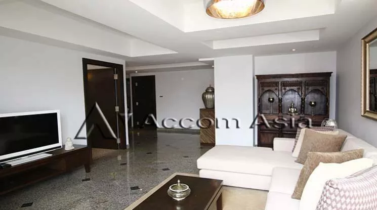 unit 2 Bedrooms  Apartment For Rent in Sukhumvit, Bangkok  near BTS Phra khanong (1421137)