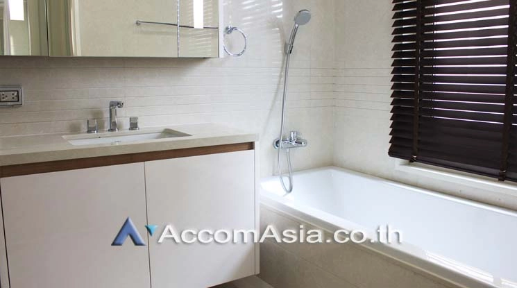 8  2 br Condominium For Rent in Ploenchit ,Bangkok BTS Chitlom at Q Langsuan  1521154