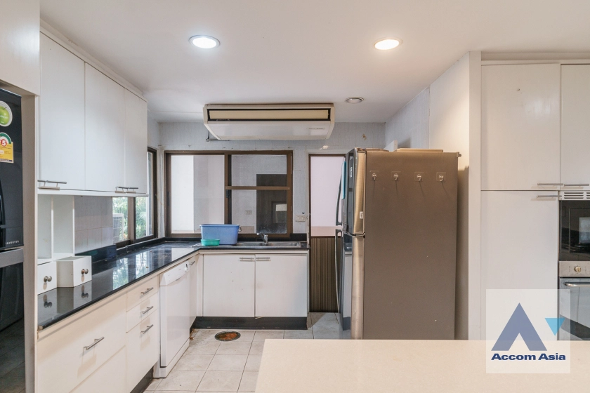 13  4 br Apartment For Rent in Sukhumvit ,Bangkok BTS Phrom Phong at Pet friendly - High rise Apartment in Phrom Phong 1421155