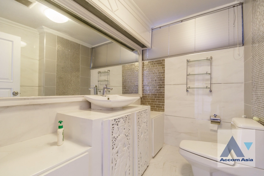 14  4 br Apartment For Rent in Sukhumvit ,Bangkok BTS Phrom Phong at Pet friendly - High rise Apartment in Phrom Phong 1421155