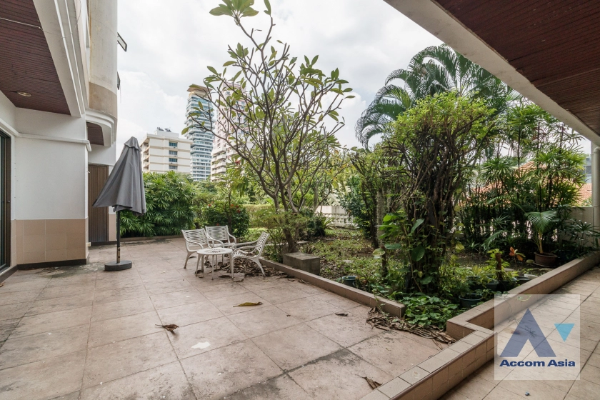 15  4 br Apartment For Rent in Sukhumvit ,Bangkok BTS Phrom Phong at Pet friendly - High rise Apartment in Phrom Phong 1421155