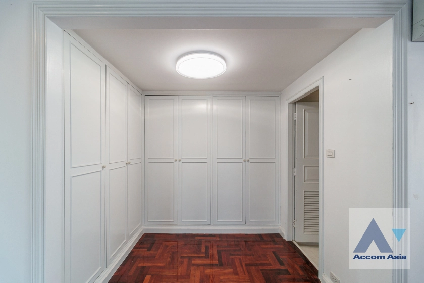 34  4 br Apartment for rent and sale in Sukhumvit ,Bangkok BTS Phrom Phong at Pet friendly - High rise Apartment in Phrom Phong 1421155