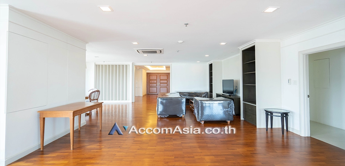 unitDuplex Condo, Penthouse, Pet friendly | Apartment with panoramic city view and modern kitchen in Sathorn (1521228)