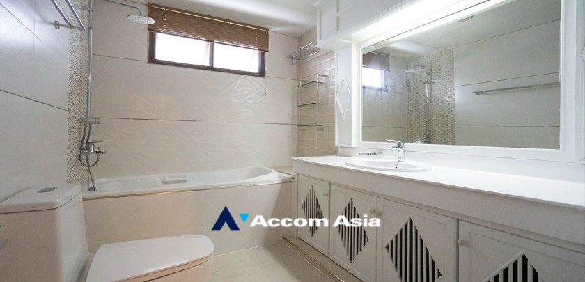 12  3 br Apartment For Rent in Sukhumvit ,Bangkok BTS Phrom Phong at Pet friendly - High rise Apartment in Phrom Phong 1421233