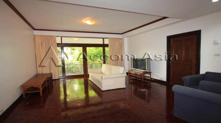 unitPet friendly |  3 Bedrooms  Apartment For Rent in Sathorn, Bangkok  near BTS Chong Nonsi (10192)